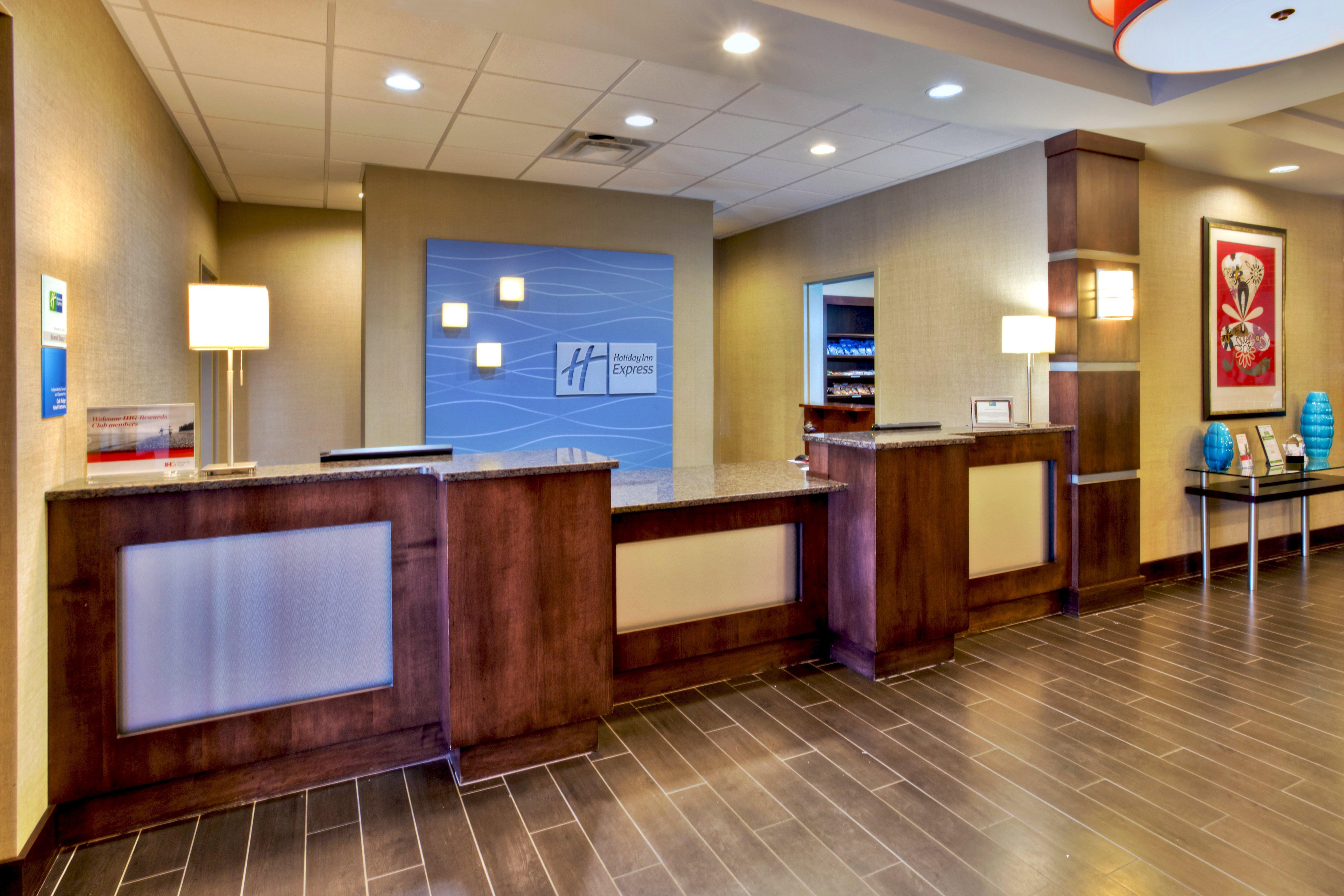 Holiday Inn Express & Suites Oak Ridge By Ihg Eksteriør bilde